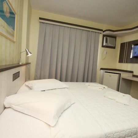 Hotel Blumenau - Balneário Camboriú Kamer foto