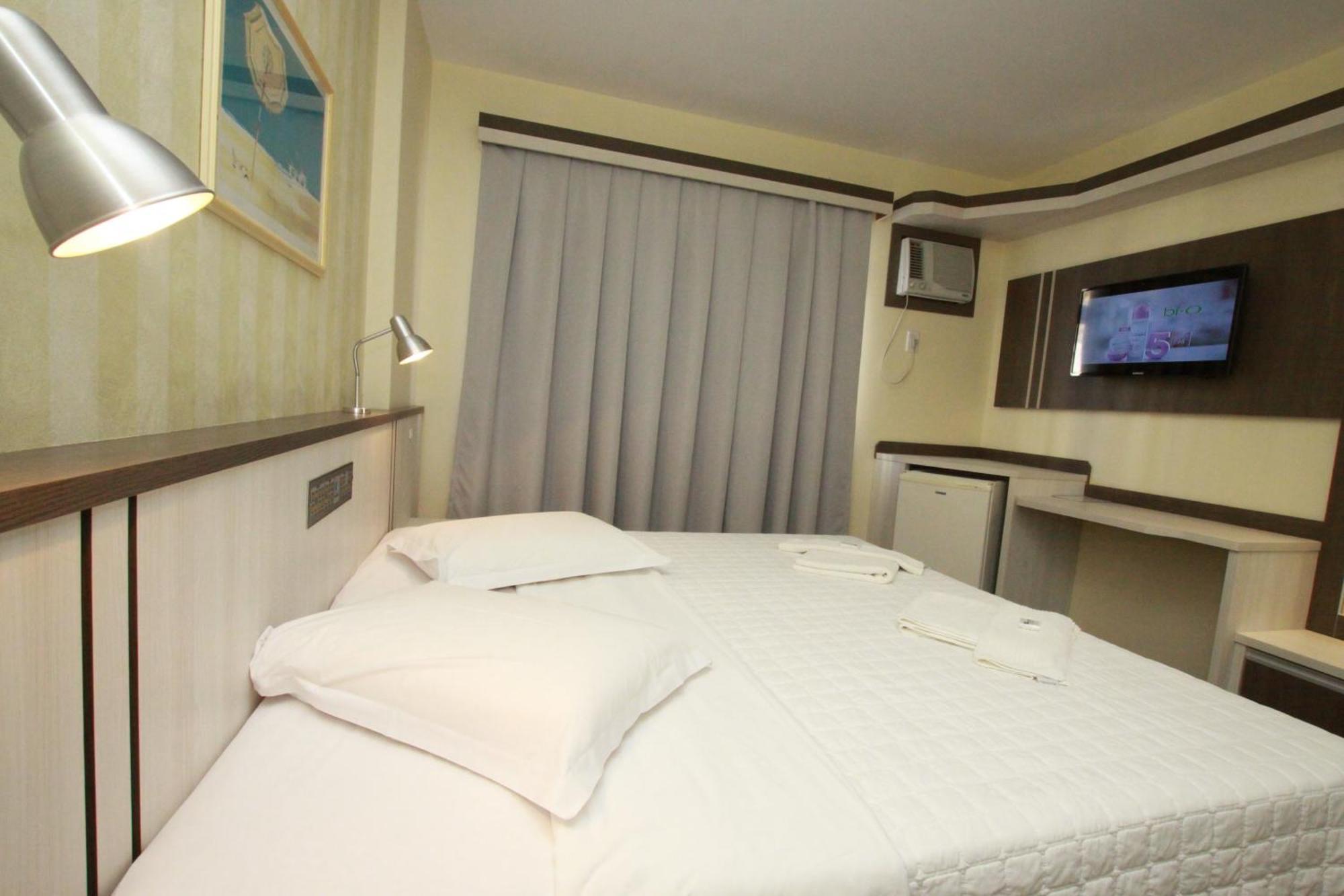 Hotel Blumenau - Balneário Camboriú Kamer foto